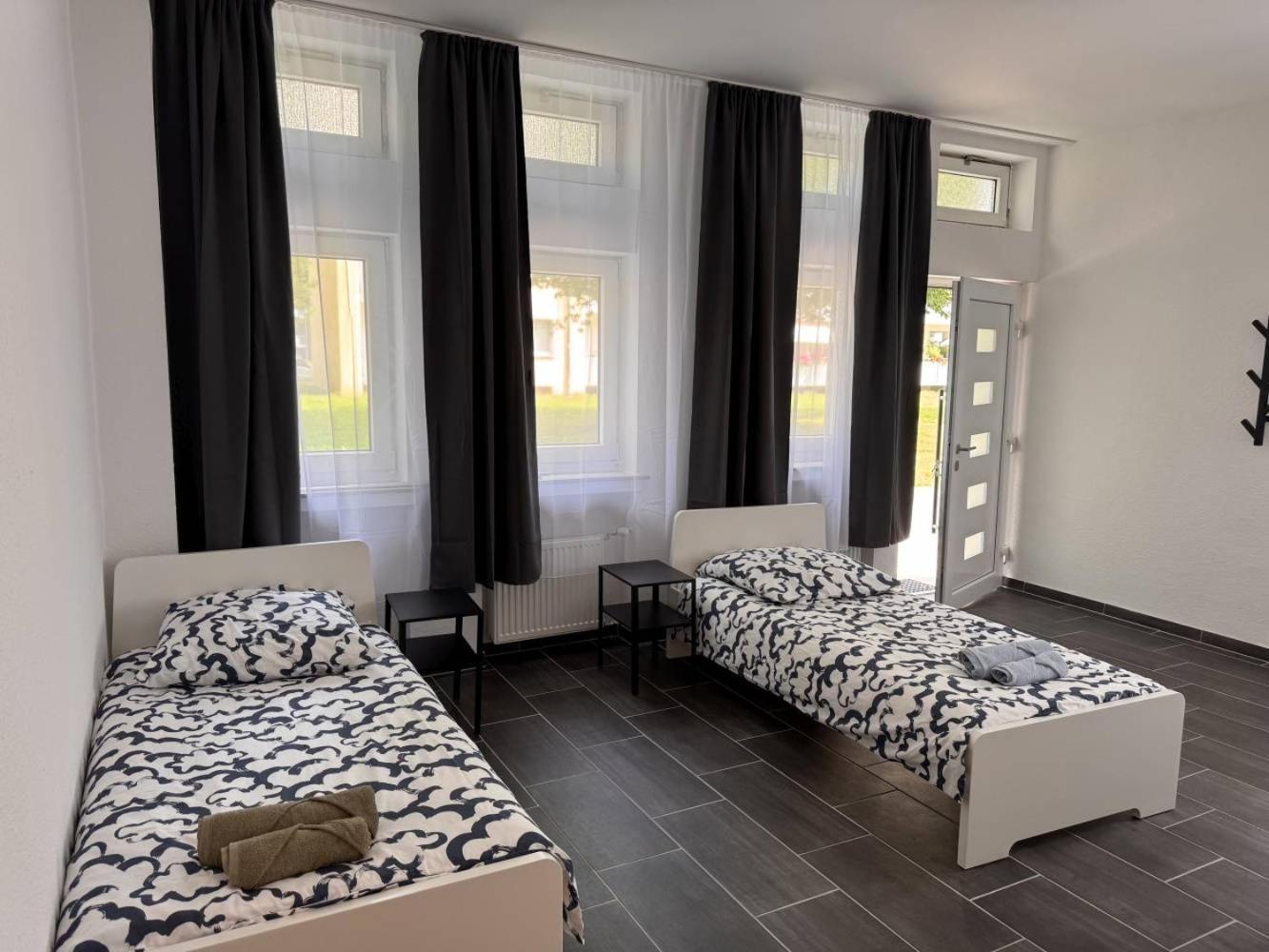 Cozy Apartment In เลเวอร์คูเซน ภายนอก รูปภาพ