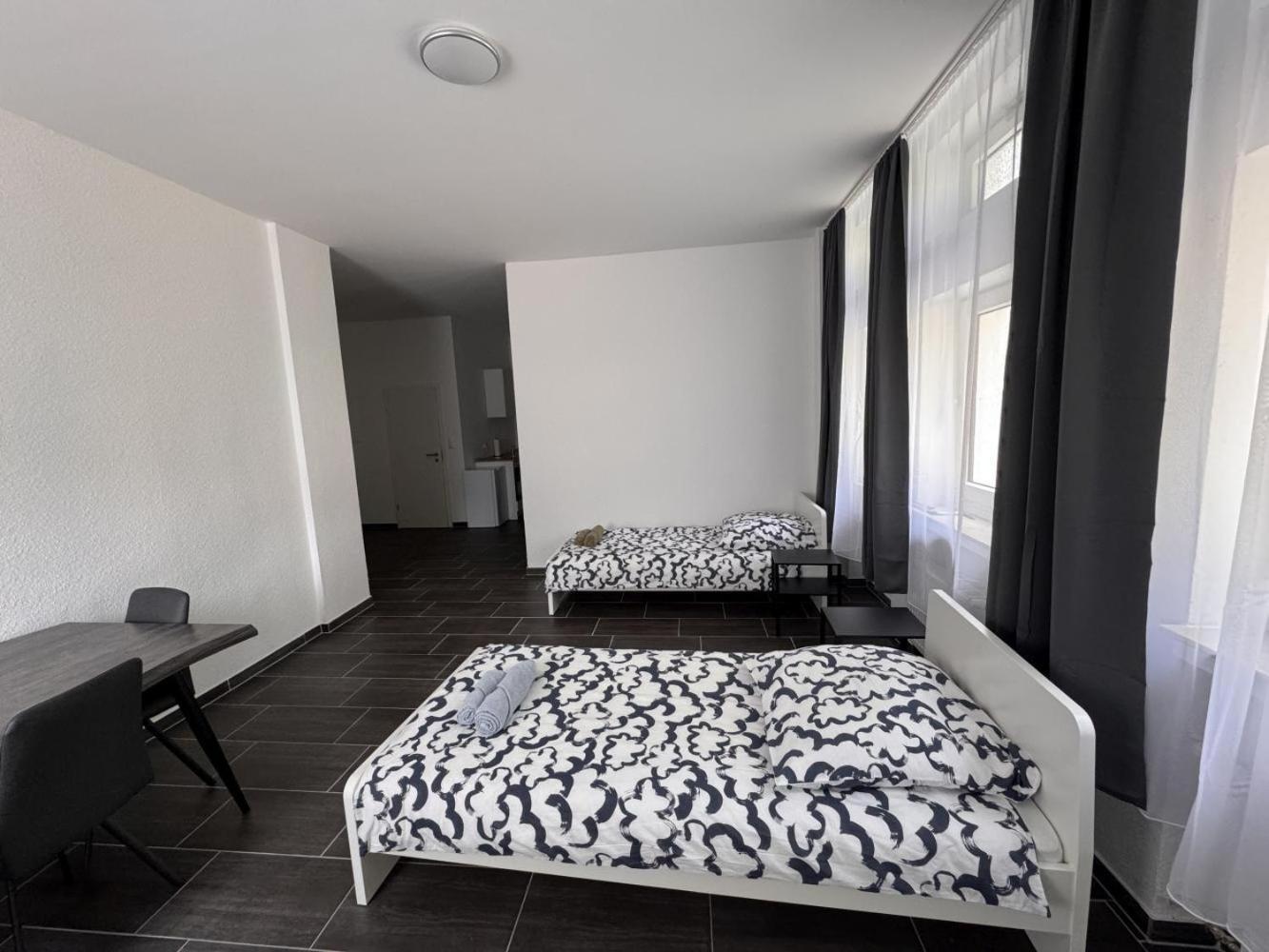 Cozy Apartment In เลเวอร์คูเซน ภายนอก รูปภาพ