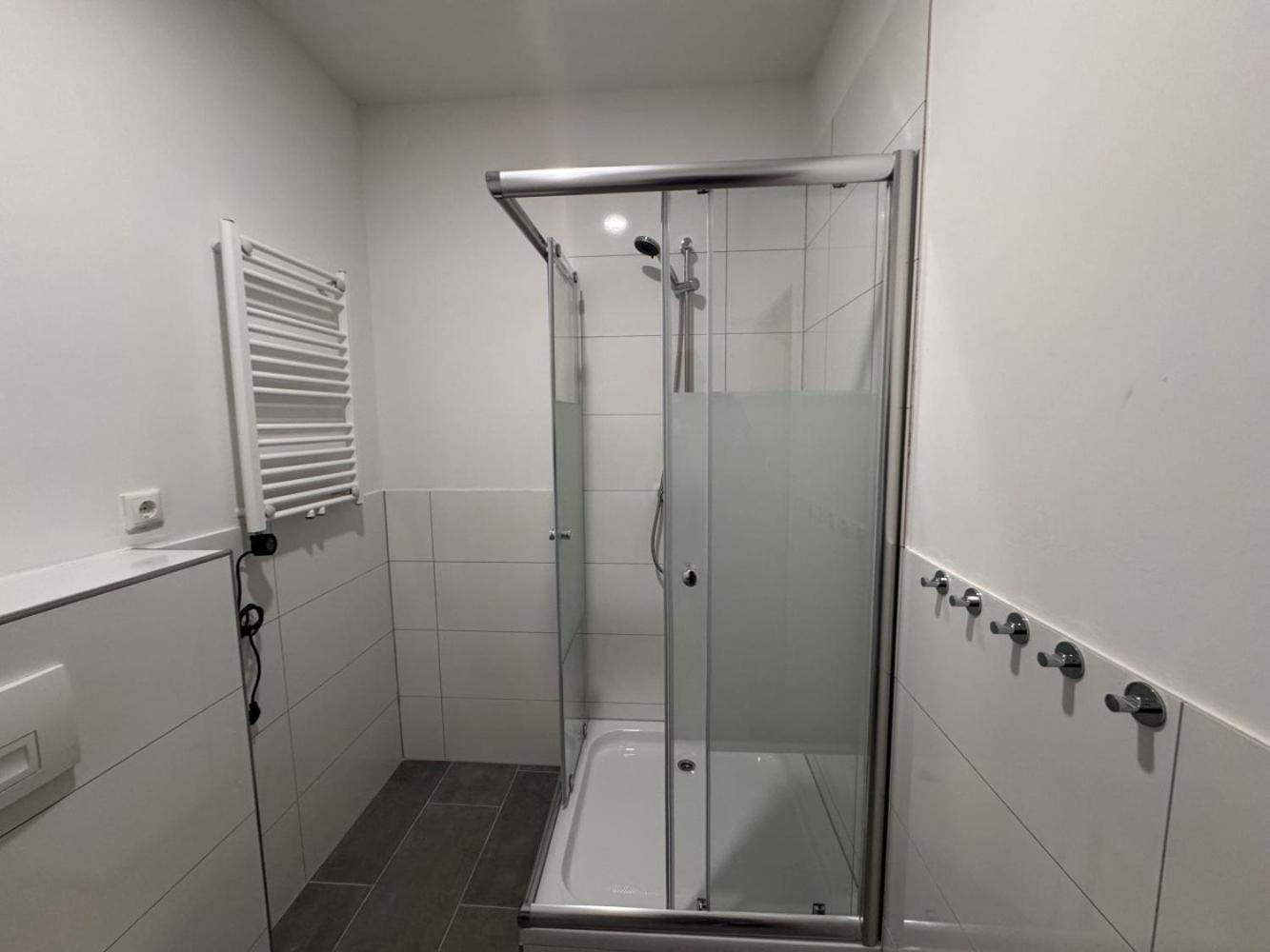 Cozy Apartment In เลเวอร์คูเซน ภายนอก รูปภาพ