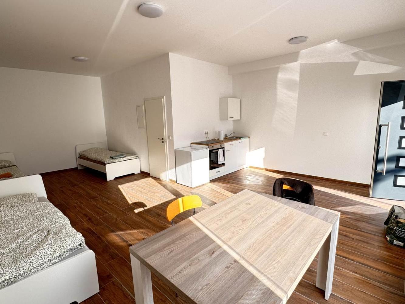 Cozy Apartment In เลเวอร์คูเซน ภายนอก รูปภาพ