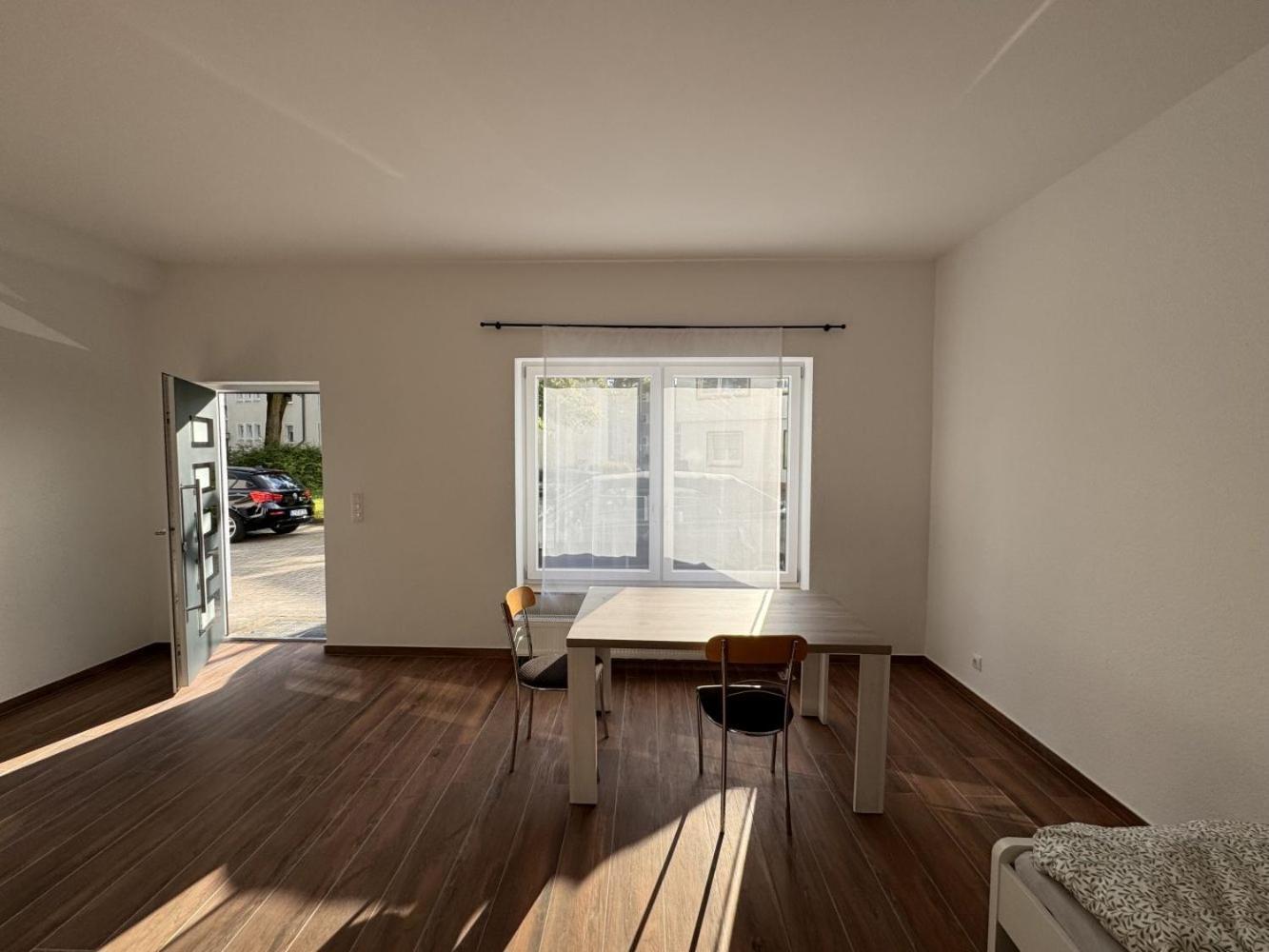 Cozy Apartment In เลเวอร์คูเซน ภายนอก รูปภาพ