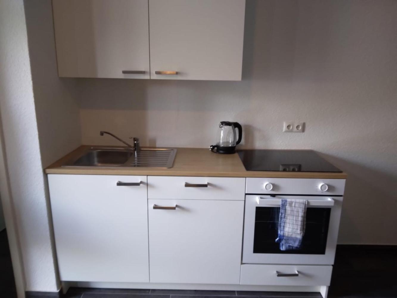 Cozy Apartment In เลเวอร์คูเซน ภายนอก รูปภาพ