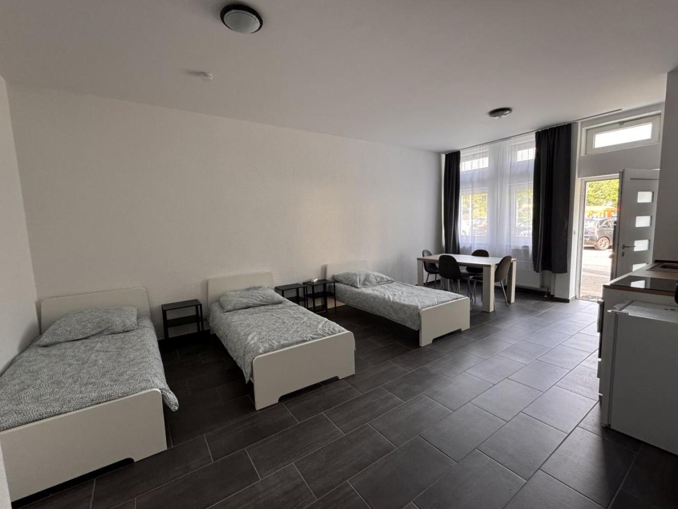 Cozy Apartment In เลเวอร์คูเซน ภายนอก รูปภาพ