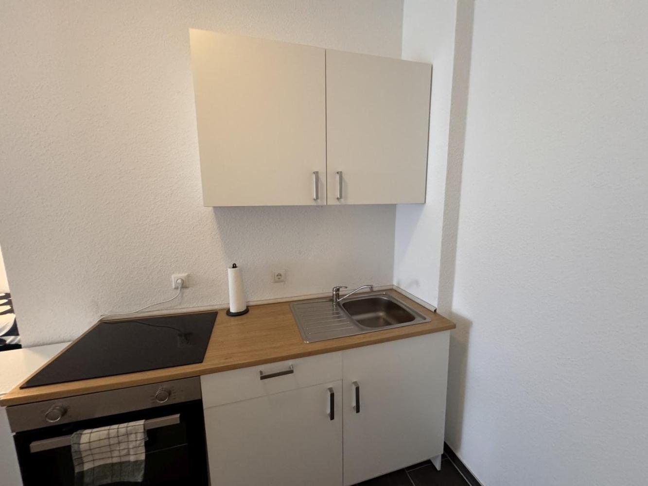 Cozy Apartment In เลเวอร์คูเซน ภายนอก รูปภาพ