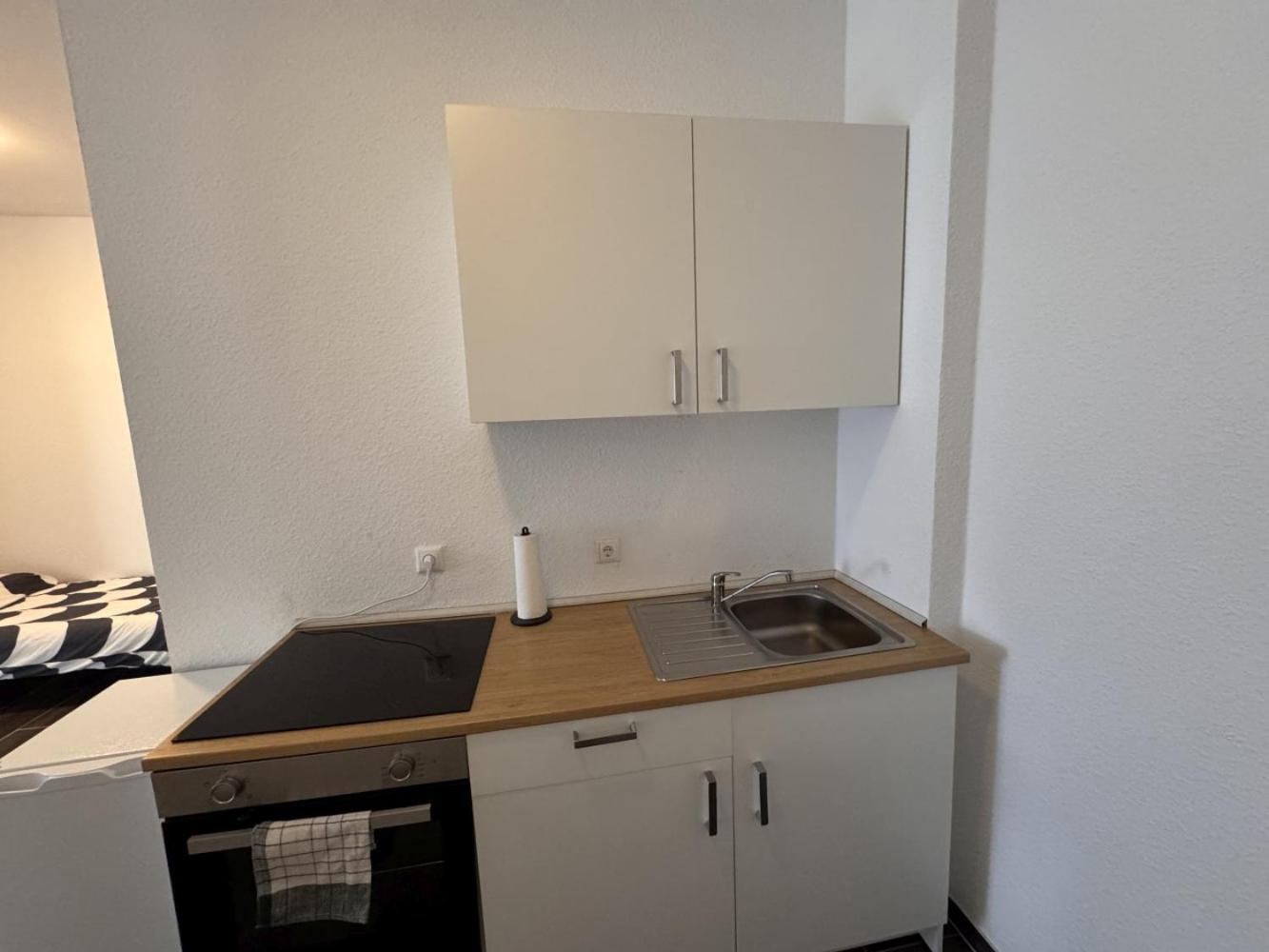 Cozy Apartment In เลเวอร์คูเซน ภายนอก รูปภาพ