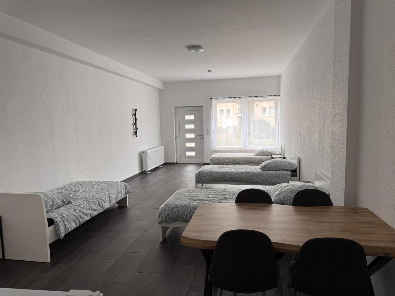 Cozy Apartment In เลเวอร์คูเซน ภายนอก รูปภาพ