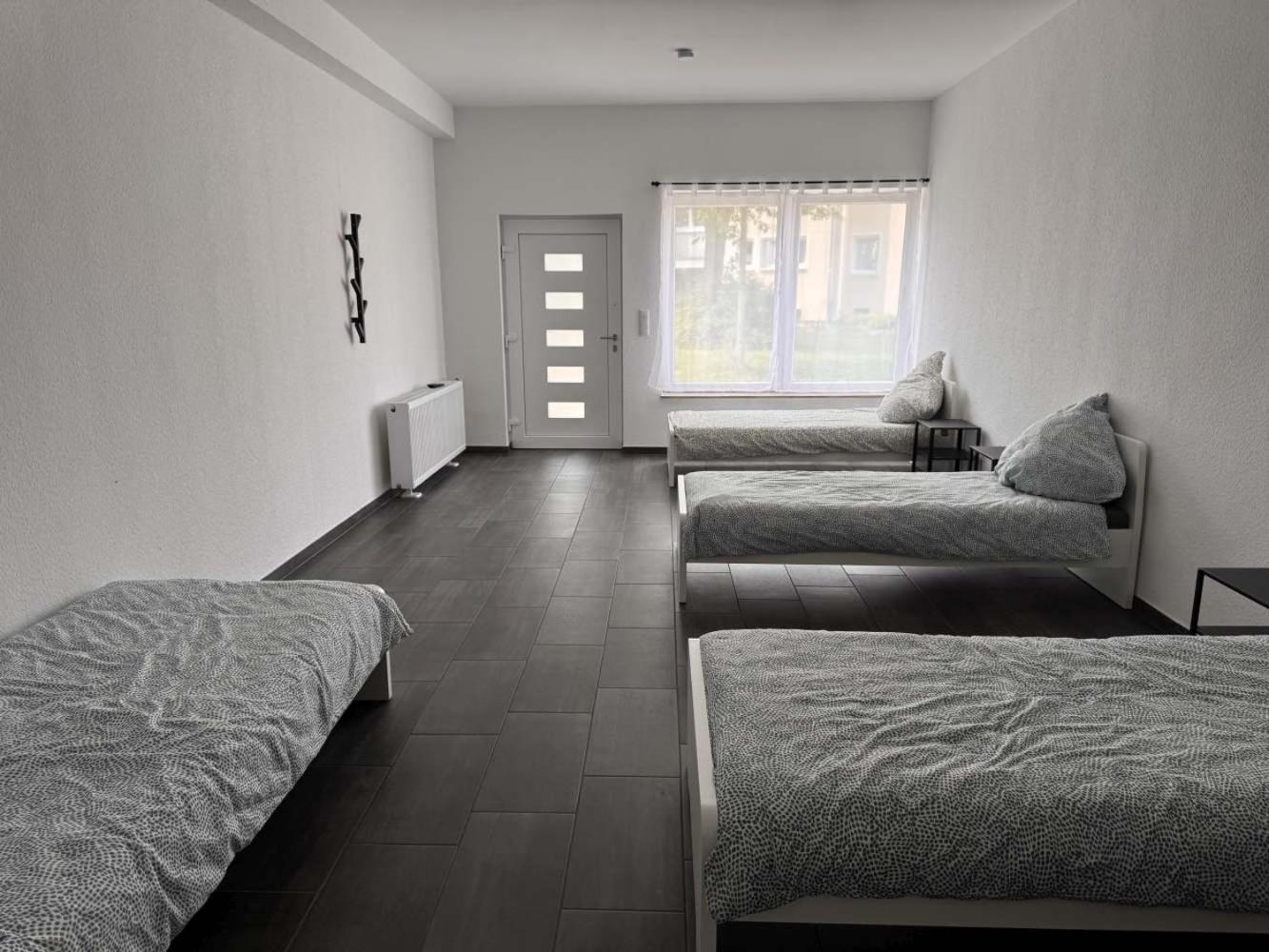 Cozy Apartment In เลเวอร์คูเซน ภายนอก รูปภาพ