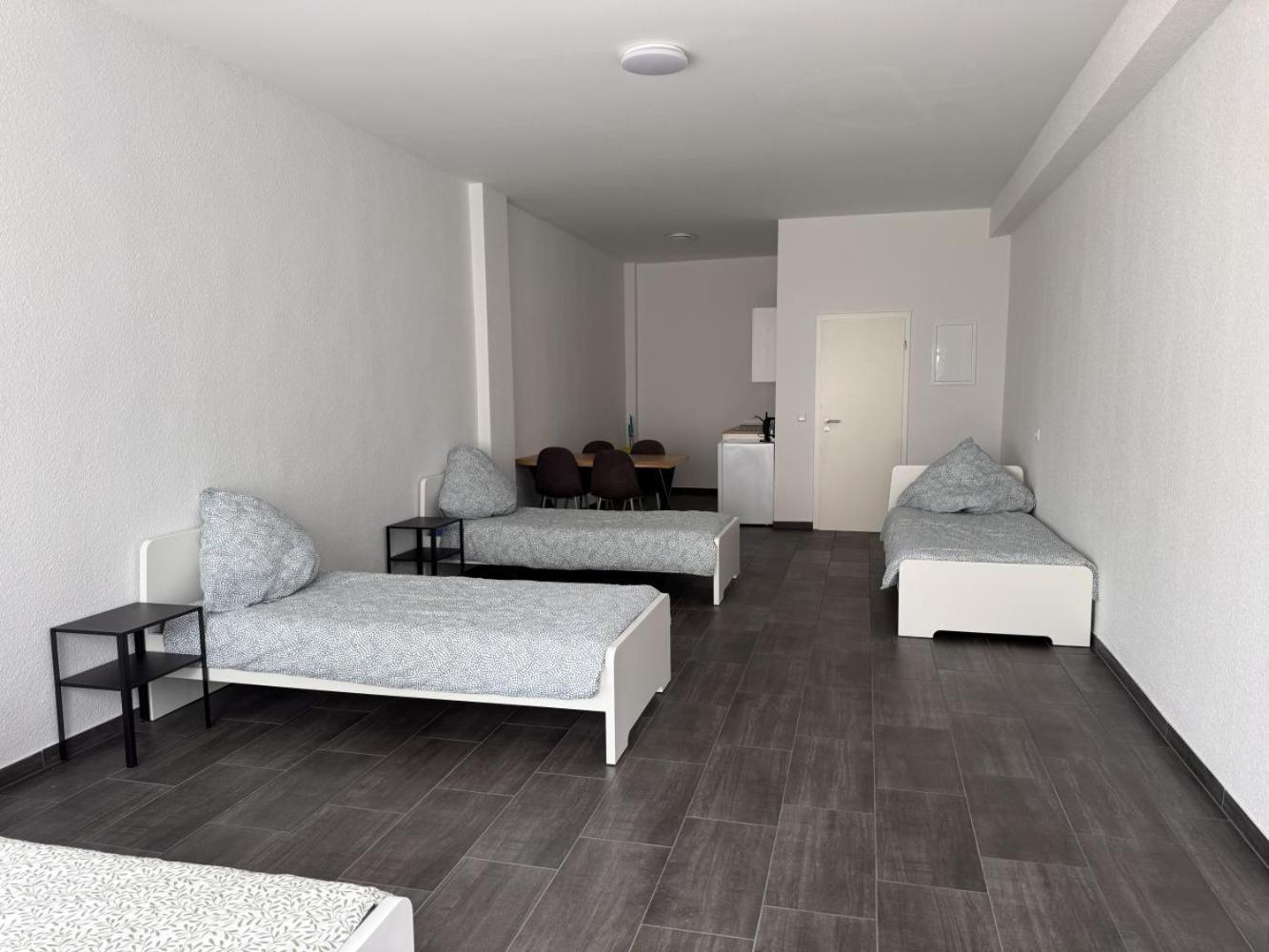 Cozy Apartment In เลเวอร์คูเซน ภายนอก รูปภาพ