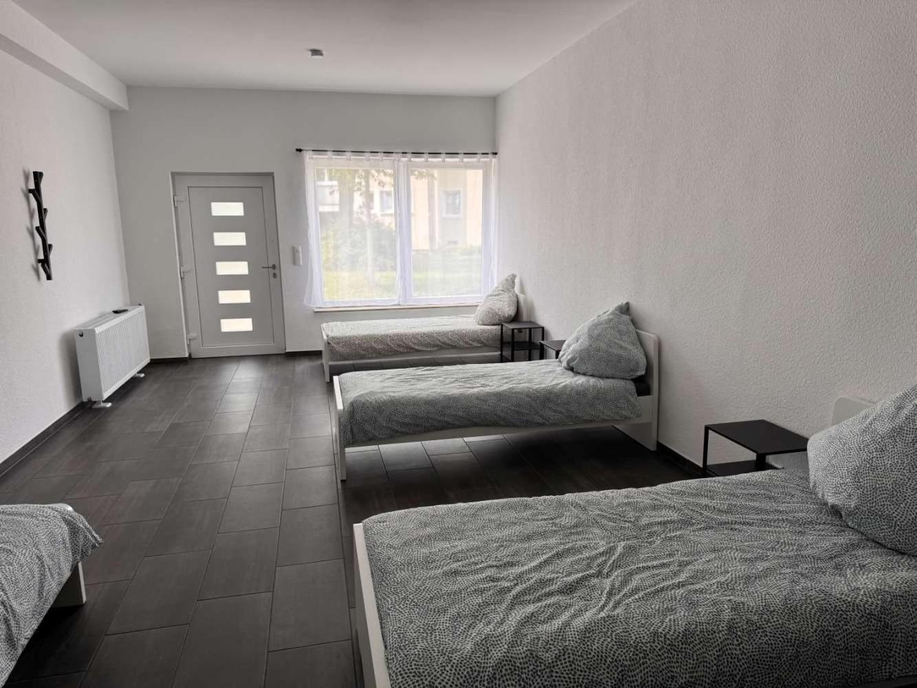 Cozy Apartment In เลเวอร์คูเซน ภายนอก รูปภาพ