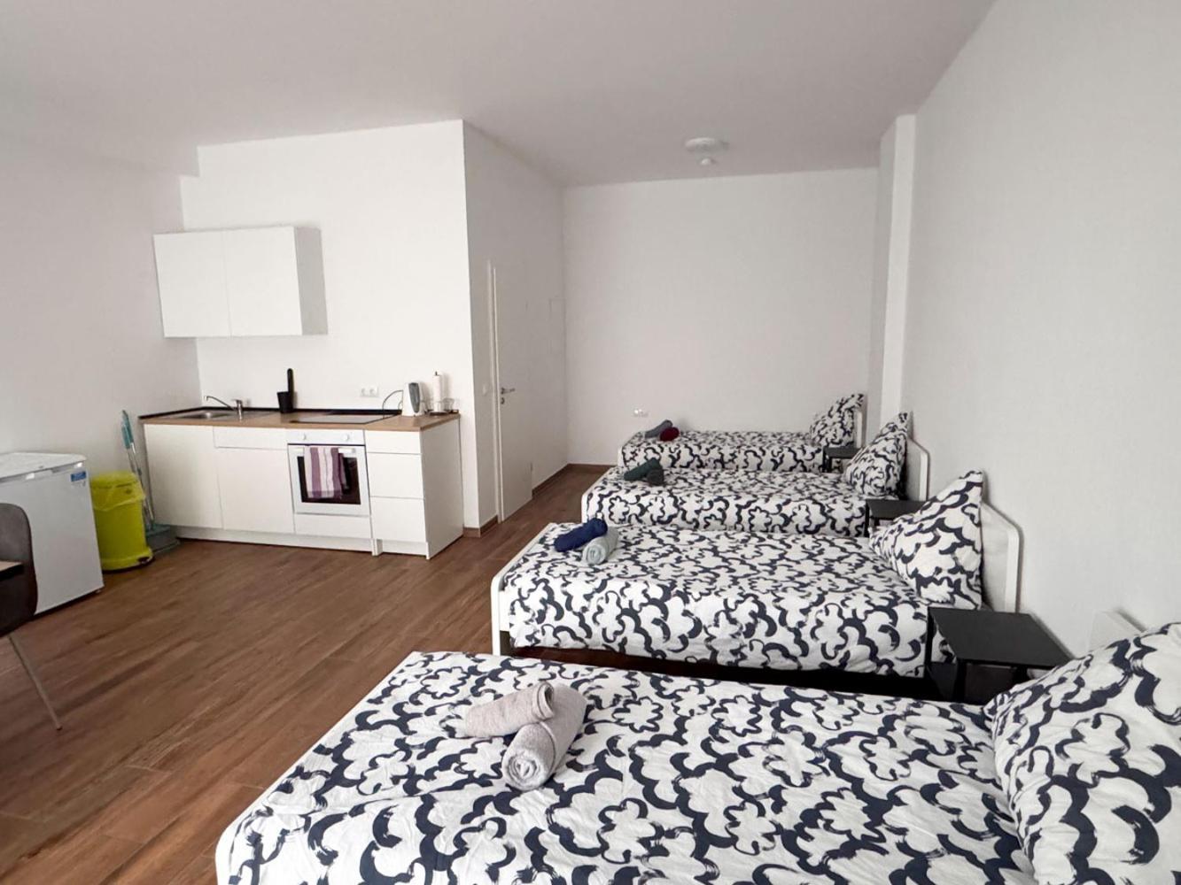 Cozy Apartment In เลเวอร์คูเซน ภายนอก รูปภาพ